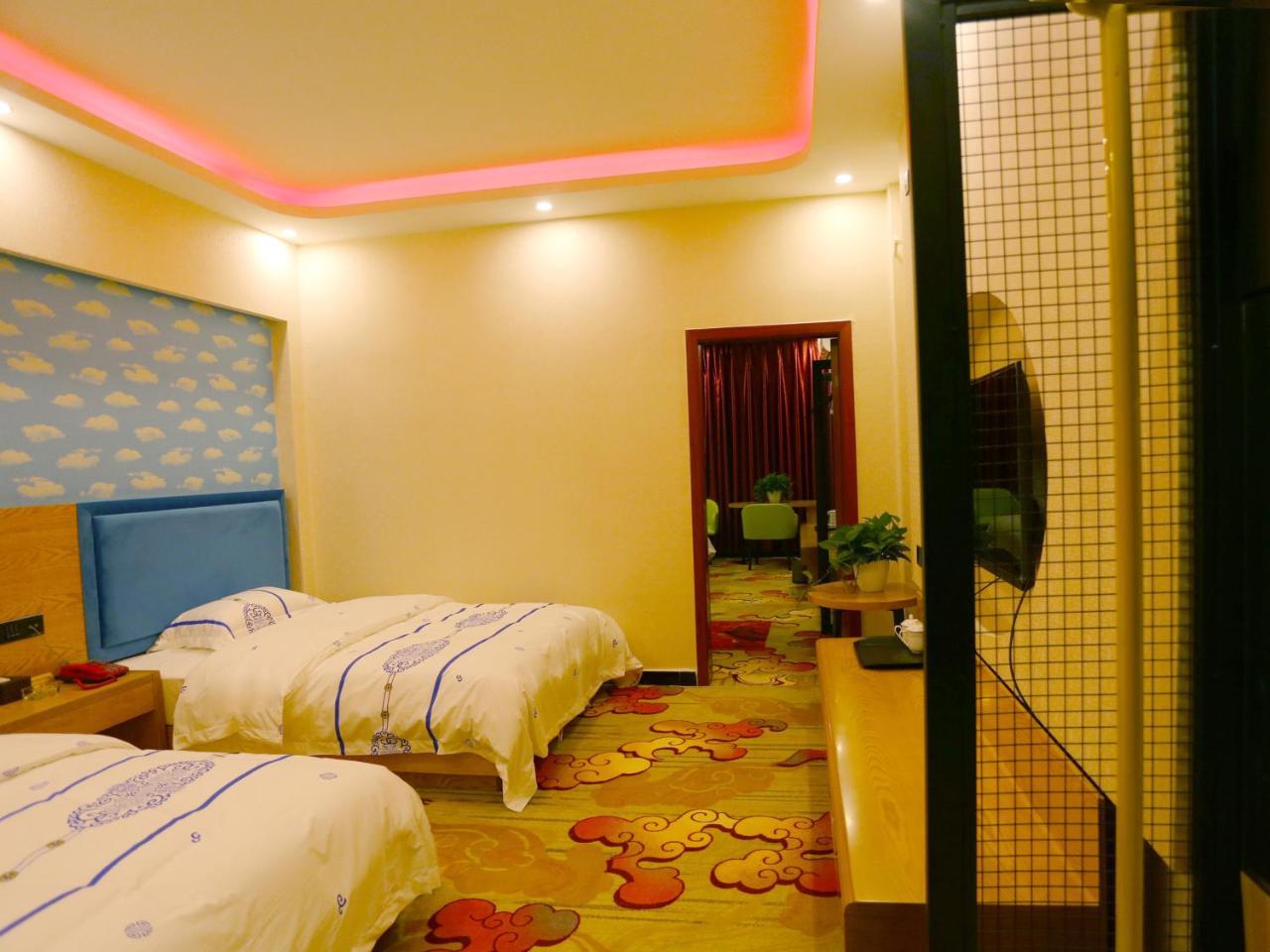 Kunming Mengda Holiday Hotel Экстерьер фото