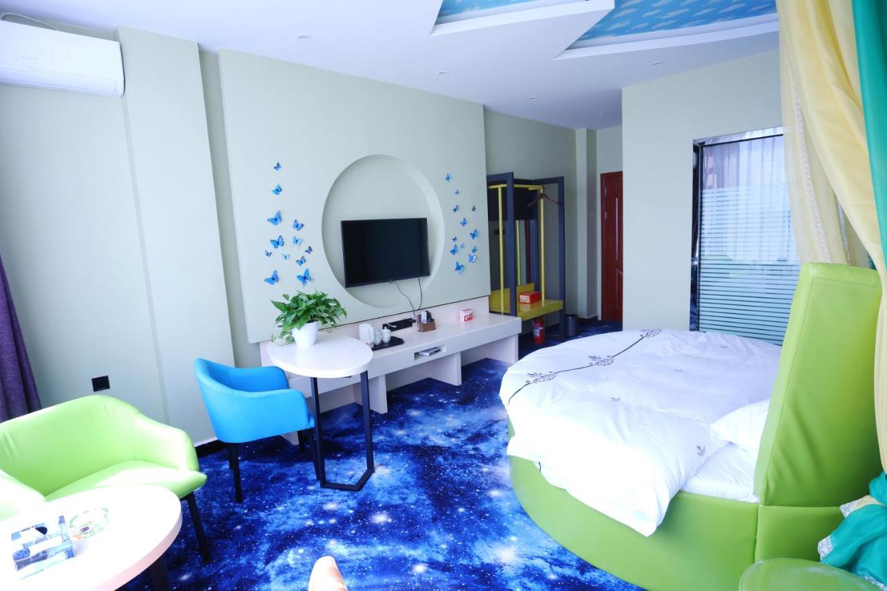Kunming Mengda Holiday Hotel Экстерьер фото