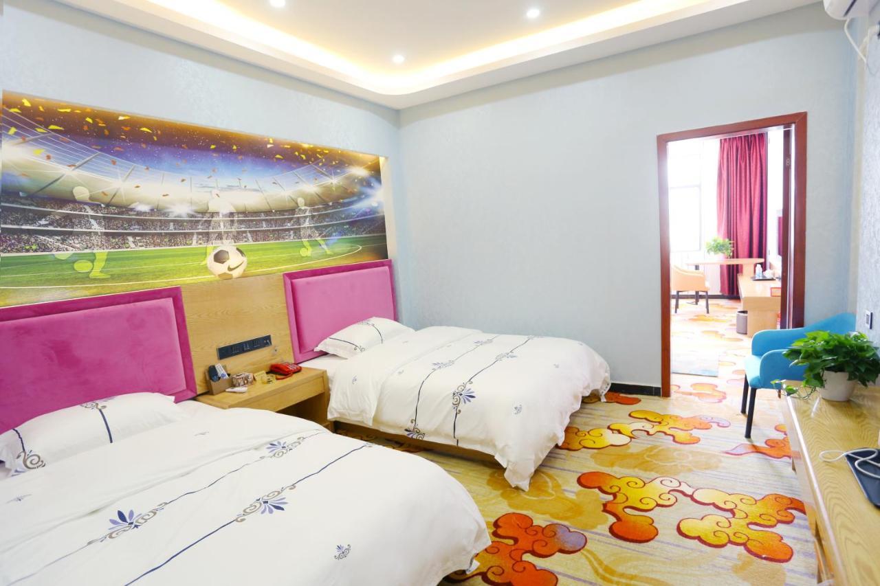 Kunming Mengda Holiday Hotel Экстерьер фото