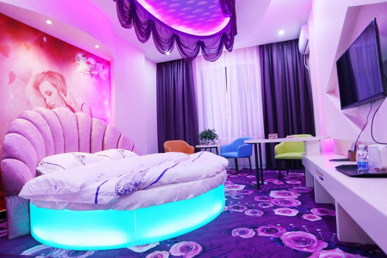 Kunming Mengda Holiday Hotel Экстерьер фото