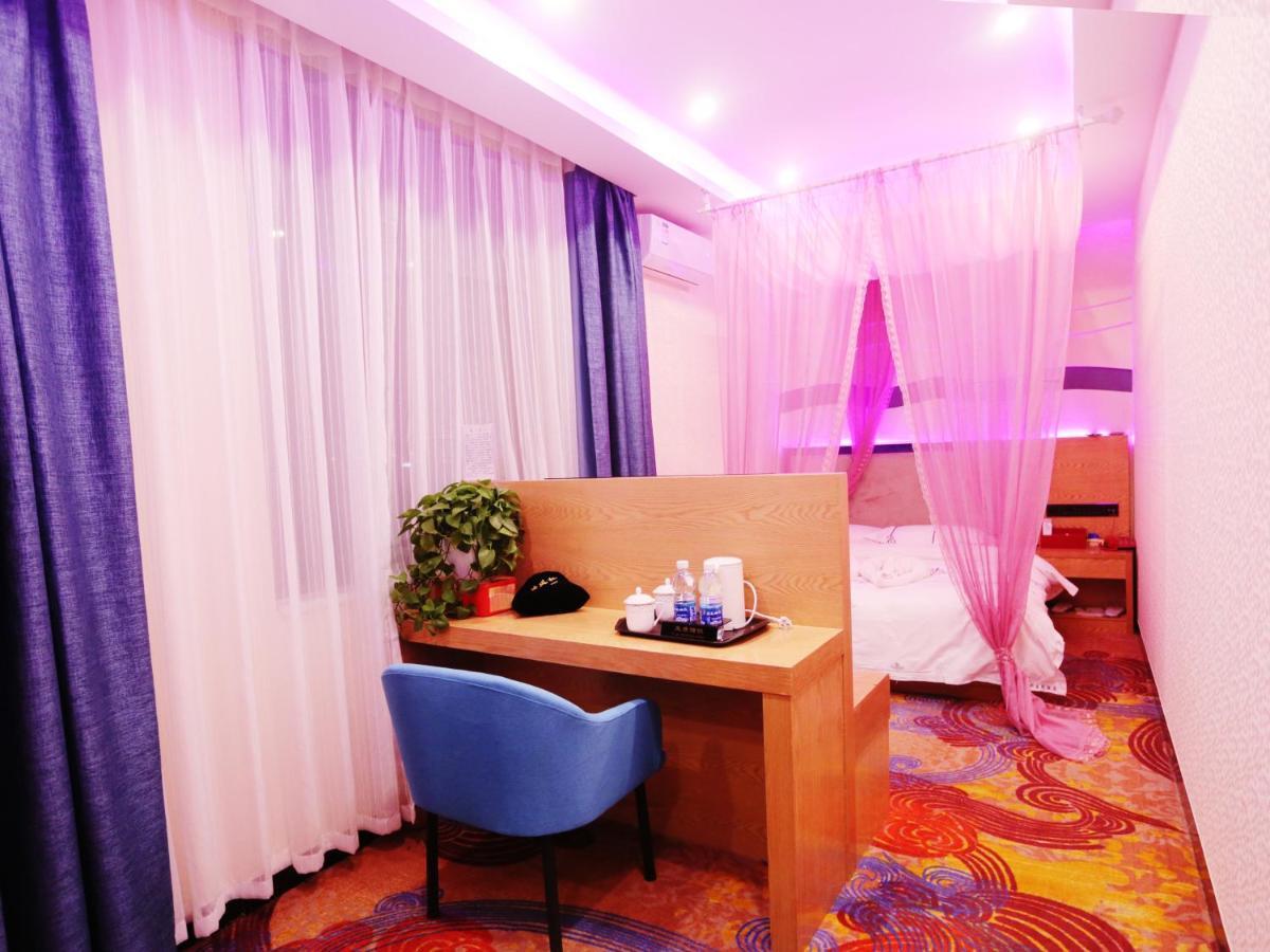 Kunming Mengda Holiday Hotel Экстерьер фото
